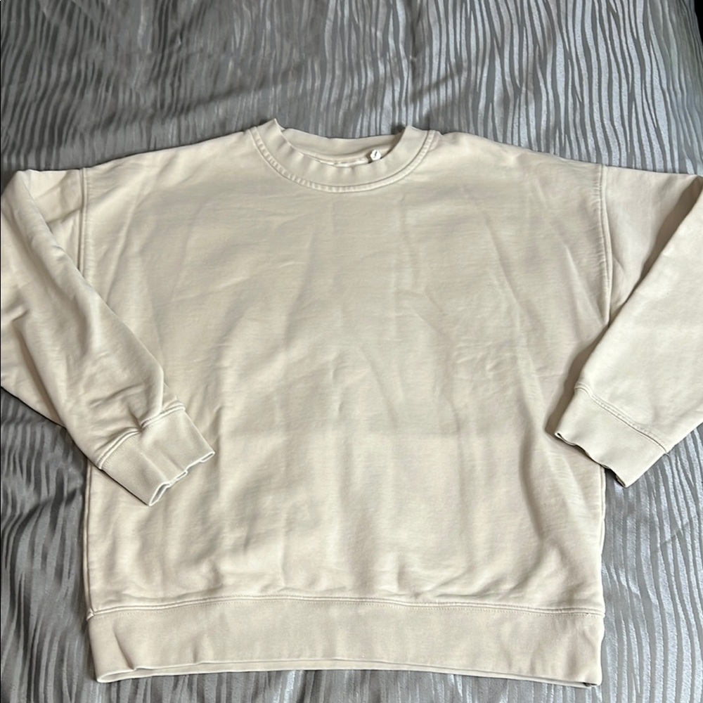 H&M crewneck sweater